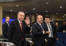 الرئيس التركي رجب أردوغان يغادر مقعده في قاعة الأمم المتحدة خلال كلمة ترامب