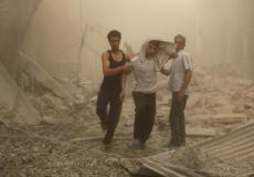 معاناة سكان حلب تتفاقم مع اشتداد القصف فوقهم