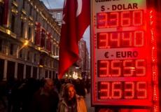 العملة التركية خسرت منذ مطلع العام حوالى 7 بالمئة من قيمتها مقابل الدولار،