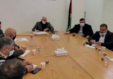 محافظ بيت لحم خلال اجتماع اللجنة الوبائية