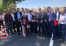 الوزير الحساينة يفتتح طريق مدخل سلواد الرئيسي