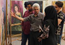 الفنانة علا الشريف ترسم لإحلال السلام