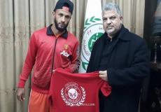 لاعب نادي الأهلي الجديد شادي الشريف