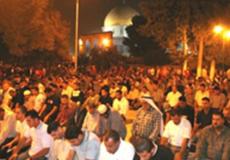 مواطنون فلسطينيون يعتكفون داخل المسجد الأقصى