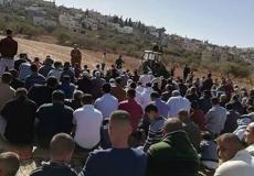 مواطنون يؤدون صلاة الاستسقاء