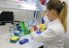 روسيا: اختبار لقاح كورونا على كبار السن