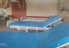 مجمع الشفاء الطبي يتسلم أسّرة طبية من جمعية "الأمة"