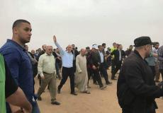 يحيى السنوار يشارك في مسيرة العودة على حدود غزة