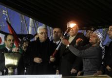 الرئيس عباس يوقد شعلة انطلاقة حركة فتح برام الله