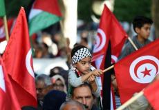 الرئيس التونسي يمنح الجنسية التونسية لـ 34 فلسطينيا