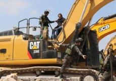 الاحتلال يستولي على جرافة- أرشيفية