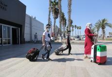 مسافرون عبر معبر رفح البري جنوب قطاع غزة