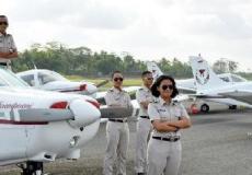 منح طيران من إندونيسيا للفلسطينيين