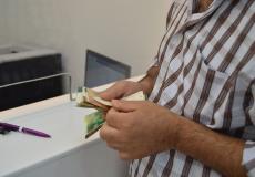 133 أسرة فلسطينية متضررة كلياً ستتسلم مخصصاتها من المنحة السعودية