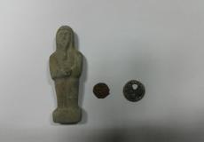 القطع الأثرية التي ضبطتها الشرطة في جنين - إرشيفيبة -