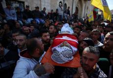 الفلسطينيون يشيعون جثمان الشهيد ابو عبيد بجنين