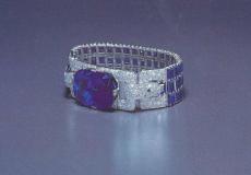 الجوهرة الثمينة المسروقة