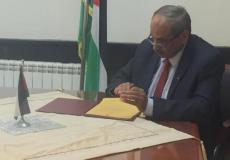 وزير الأشغال العامة والإسكان محمد زيارة