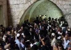 المستوطنون يقتحمون مقام النبي يوسف في نابلس 