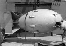 قنبلة نووية