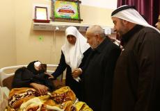 المجلس التشريعي يزور مي أبو رويضة