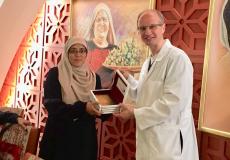 المؤتمر الشعبي يكرم المرابطة المقدسية خديجة خويص في الأردن