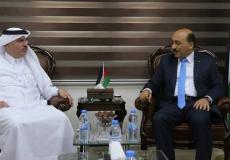 الوزير الحساينة والسفير القطري