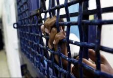 اسرى يضربون عن الطعام