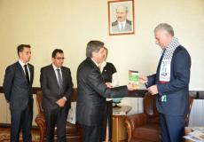 السفير خالد عريقات