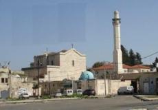 الشرطة الاسرائيلية تقتحم منزلاً لعائلة عربية في اللد 