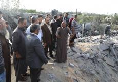 أوقاف غزة توزيع ألف دولار وطرد غذائي لاصحاب المنازل المدمرة كليا