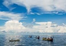 نادي الدولفينز البحري يفوز في بطولة قوارب الدراغون 