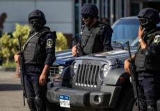 عناصر من الأمن المصري