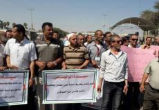 موظفو الجمارك بمعابر غزة يعلقون عملهم