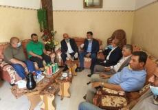 الرجوب يتضامن مع عائلة الأسير نظمي أبو بكر