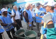 الأونروا تنفذ الجولة الثانية من حملة تنظيف المخيمات في غزة