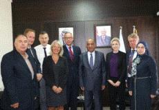 الشلالدة يبحث مع رئيس بعثة الشرطة الأوروبية تعزيز التعاون المشترك