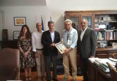 السفير طوباسي يبحث التعاون المشترك بين فلسطين واليونان