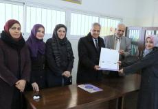 تعليم خانيونس تكرم المشاركين في مبادرة اللغة الإنجليزية