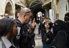 قوات الاحتلال الاسرائيلي تعترض المواطنين في القدس -ارشيف-