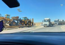 آليات الهدم في مدخل بئر الحمام