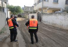 بلدية غزة تعالج آثار المنخفض الجوي في مناطق غزة 