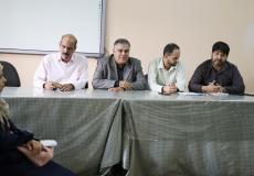 الفرا يجتمع بموظفي عقود الإرشاد التربوي