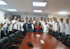 وفد المنتخب الوطني في القاهرة