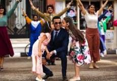 في يومه الأول إعلان زين افتحوا الأبواب يتخطى المليوني مشاهدة