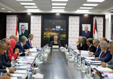 رئيس الوزراء محمد اشتية يترأس الجلسة الاولى الحكومة الـ18