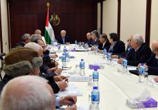 اللجنة التنفيذية لمنظمة التحرير الفلسطينية برئاسة محمود عباس