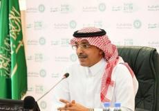 وزير المالية السعودي يحذر من إجراءات مؤلمة قريبًا