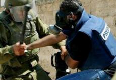 الاحتلال يعتقل مواطنين من بينهم مراسل تلفزيون فلسطين