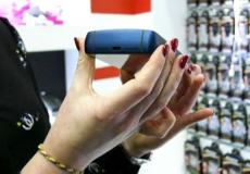 هاتف جديد بطارية تعمل لمدة 50 يومًا